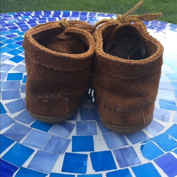 SOLD GREAT SHAPE! Minnetonka Beaded ankle boots 13 - Picture 4 of 8